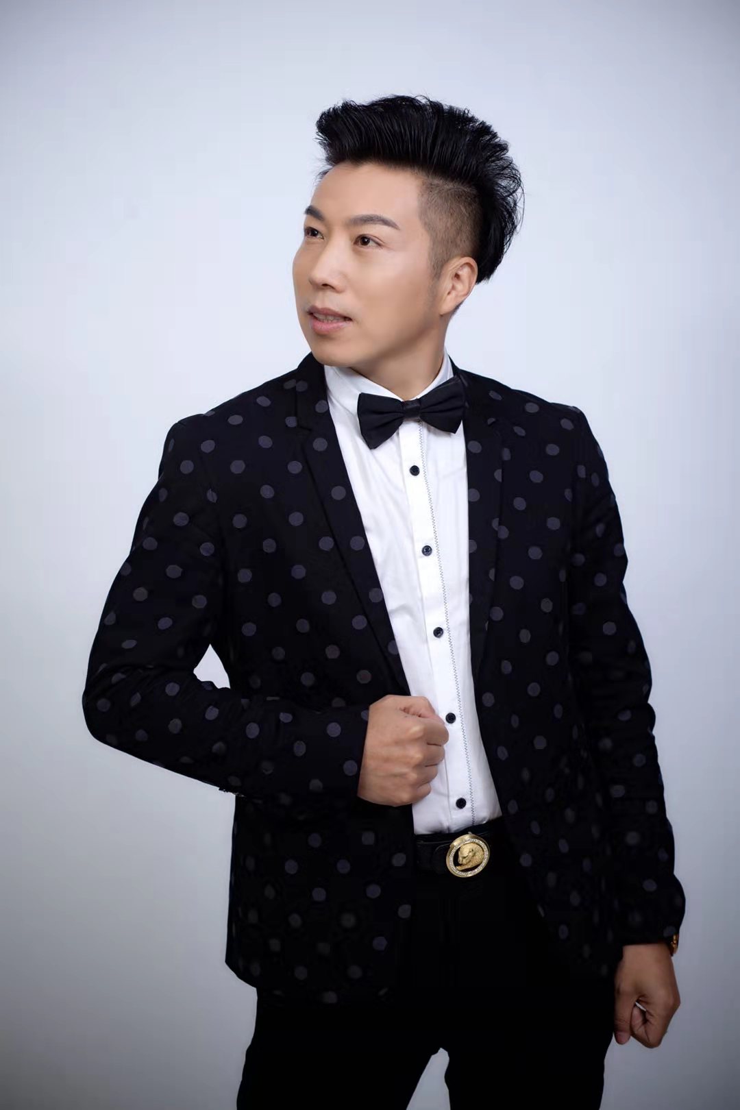 >陈星华,中国内地华语男 a target="_blank" href="/item/歌手/16693"