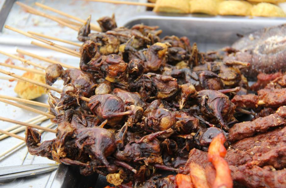  p data-id="gnwihma9le">炸小鸡,是以小鸡为原料制作的一道菜品. /p>