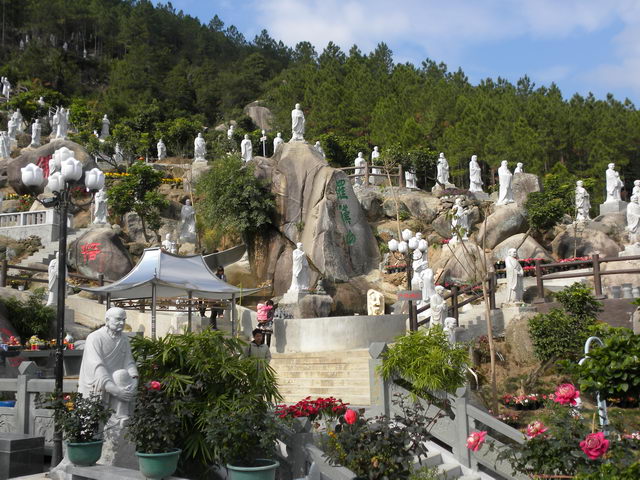 罗汉山