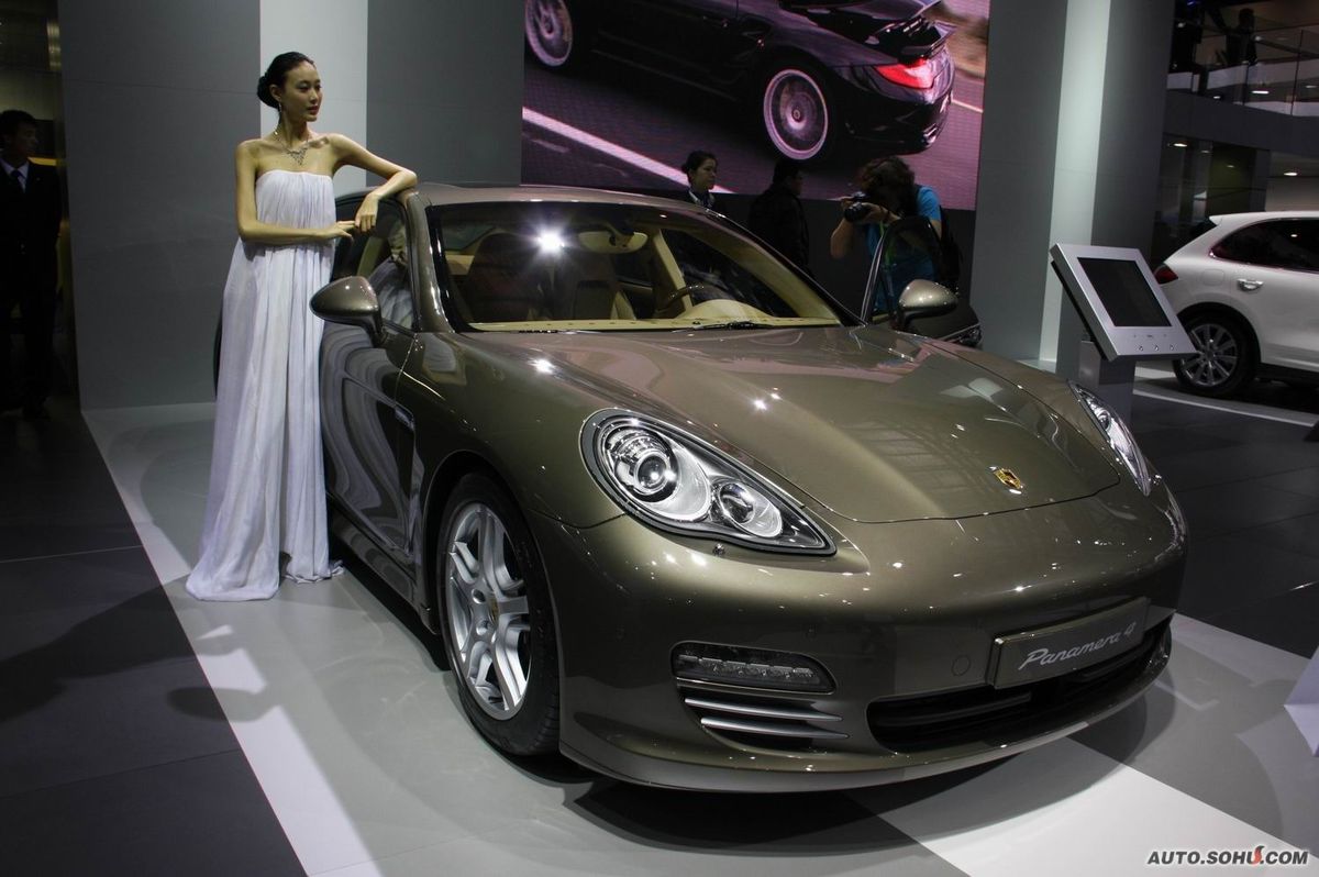 保时捷 panamera