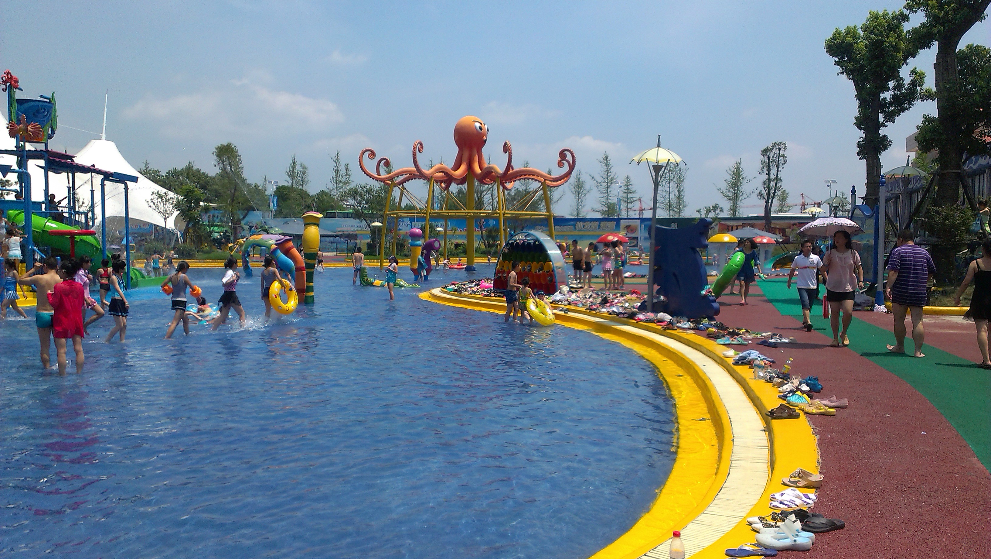  p>中国·活海欢乐水世界,是安徽省"861"计划重点