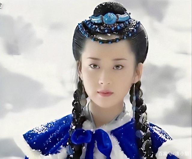 data-lemmaid="128951">金庸 /a>武侠小说《笑傲江湖》中的女主角,男