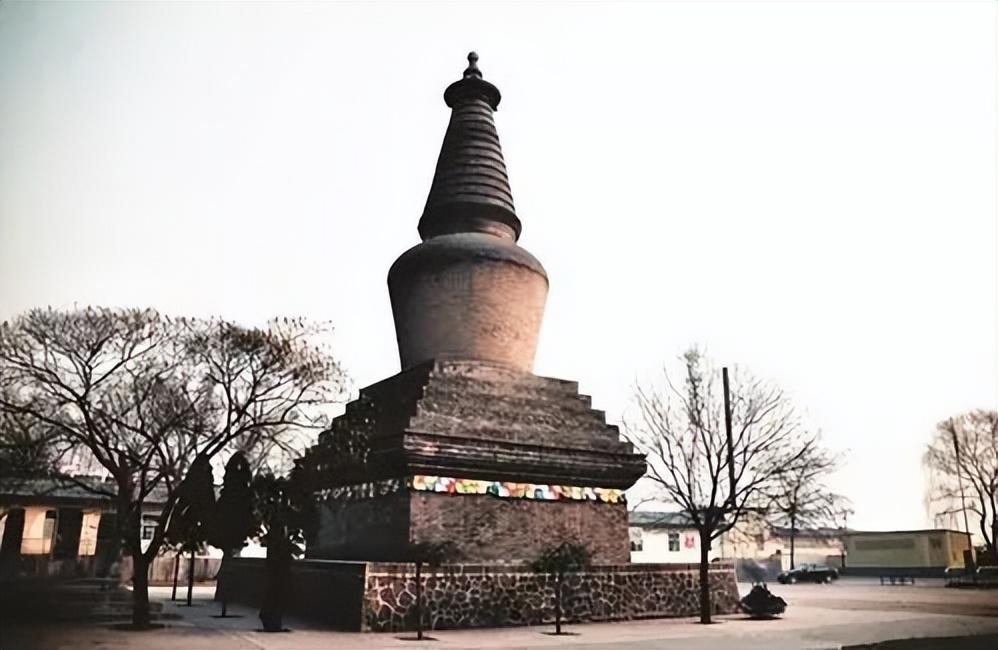 晋源阿育王塔