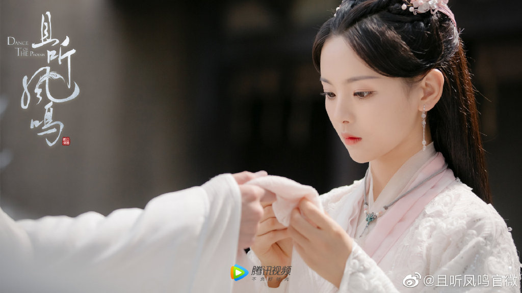 hr">凤舞,小说《 a target="_blank" href="/item/神医凰后/23772630"