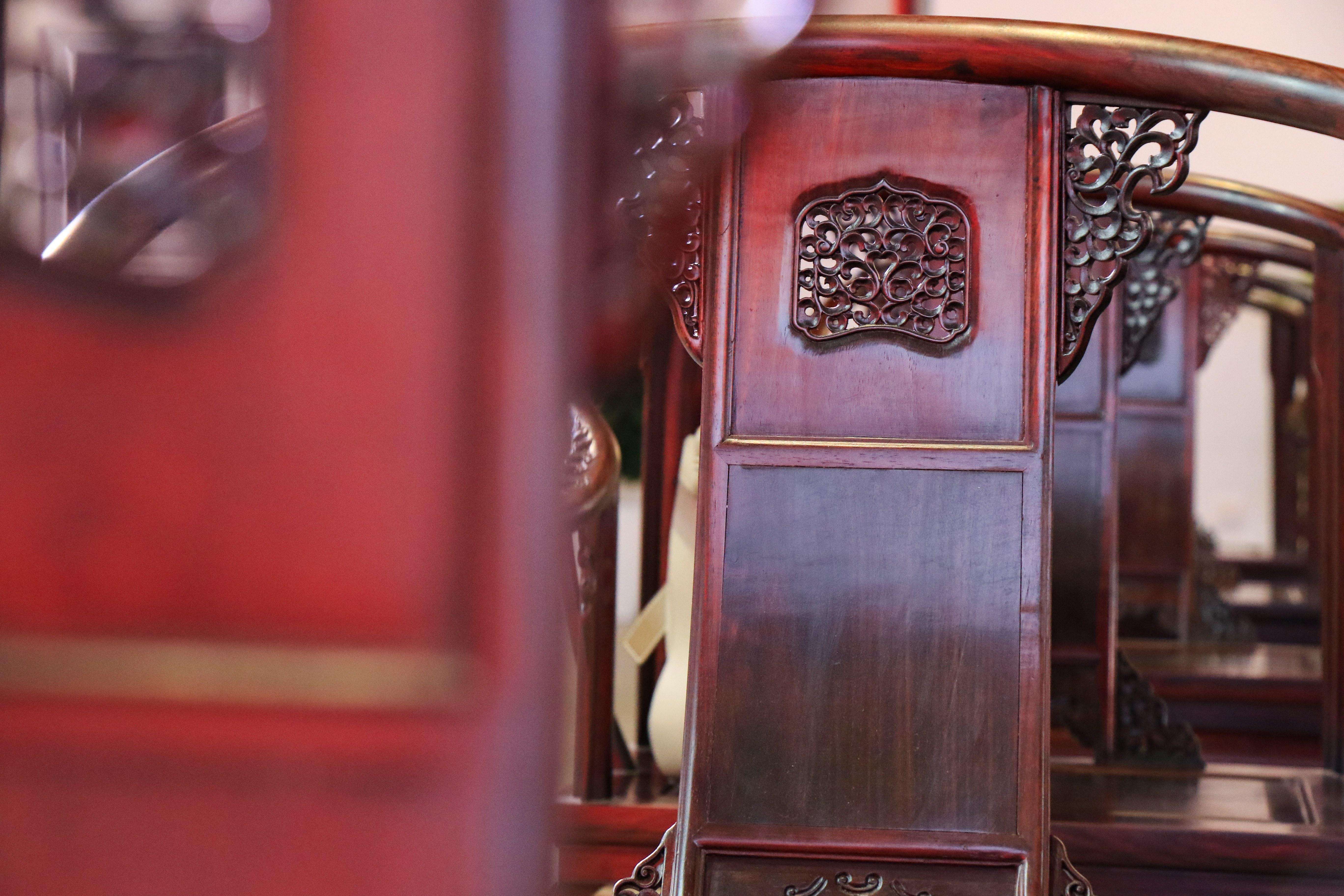 target="_blank" href="/item/北京市龙顺成中式家具有限公司