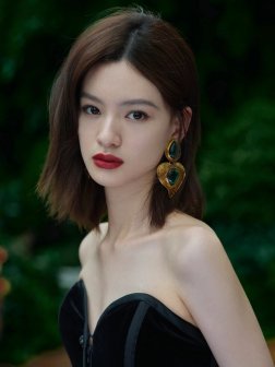 邱天（中国内地女演员）_百度百科