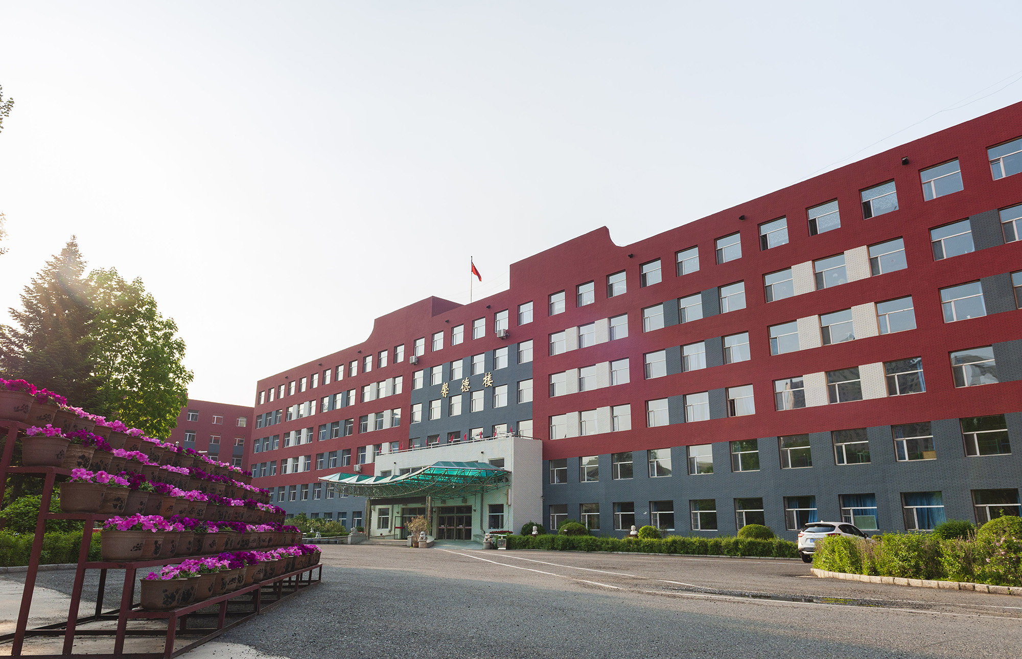 吉林松花江中学校