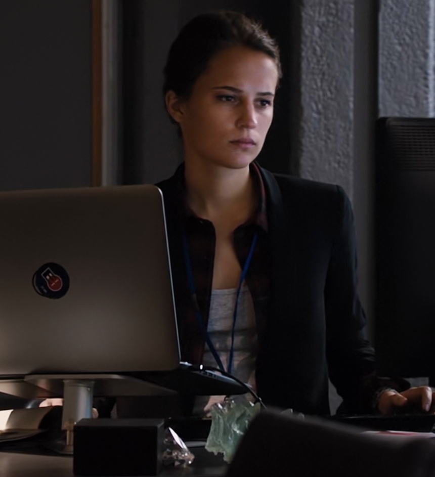  p>    海瑟·李,动作片《 a target="_blank" href="/item/谍影重重5