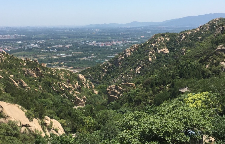  p data-id="gn0juw2cov">凤凰岭景区,位于遵化市,国家aa级旅游景区.