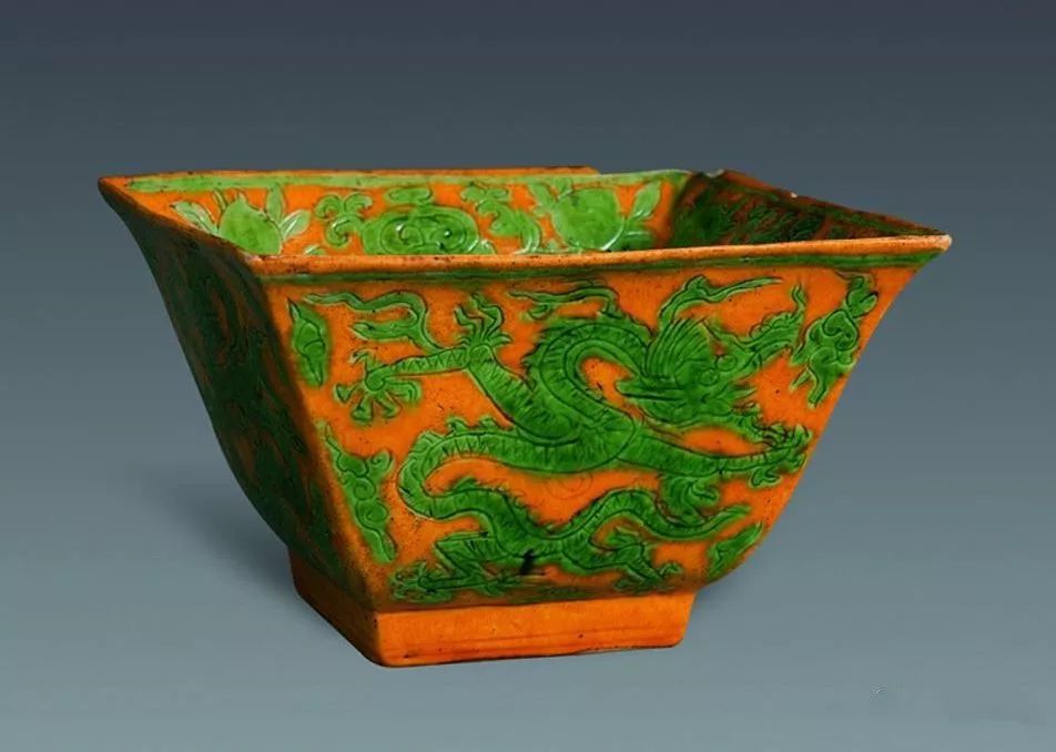 国家博物馆的“龙纹”瓷器，美极了！_百科TA说