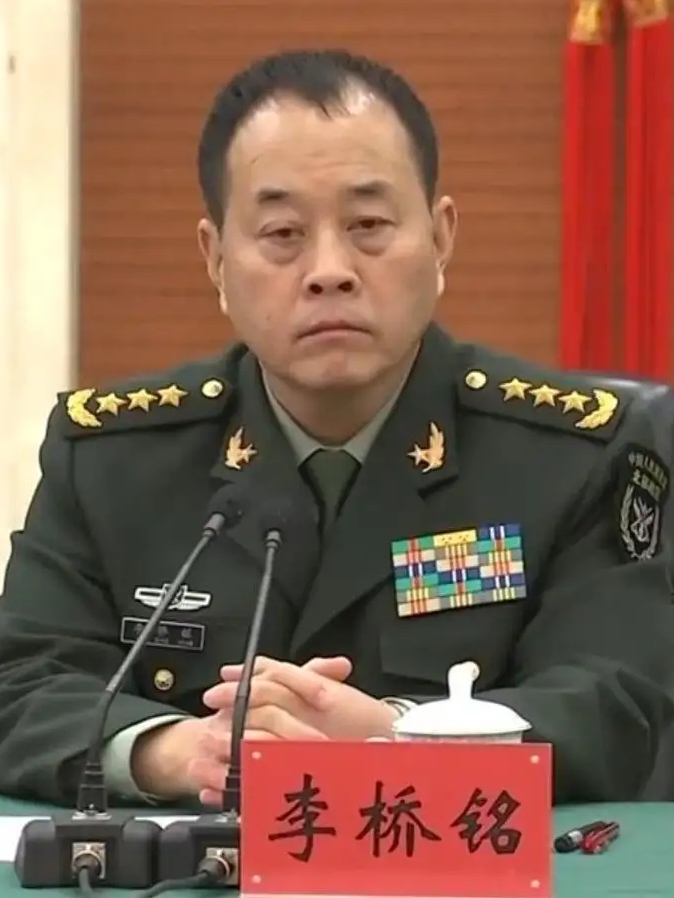 data-ctrid="tsramhnnawgv">13 /sup>人,1976年参军,上将军衔