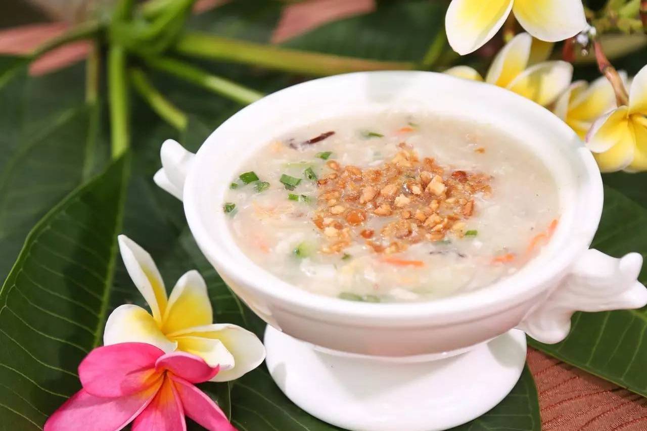 鲜奶鱼茸羹