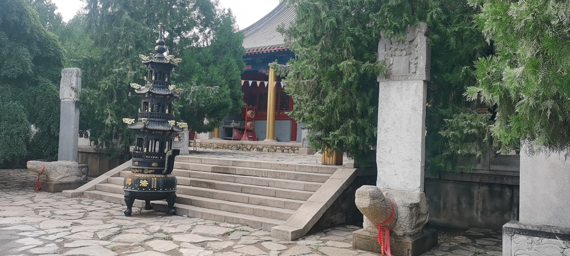  p> b>法兴寺 /b>,位于 a target="_blank" href="/item/北京市">北京