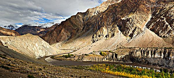  p>喜马偕尔邦(himachal pradesh)位于印度西北部,坐落在 a href="#"