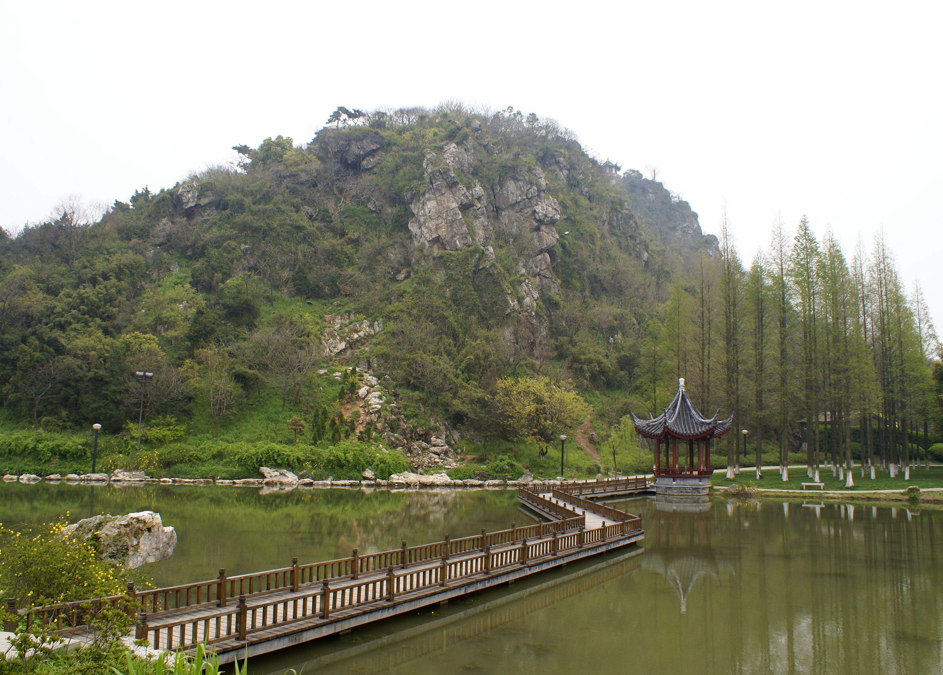target="_blank" href="/item/江南水乡">江南水乡 /a>昆山城内西北隅