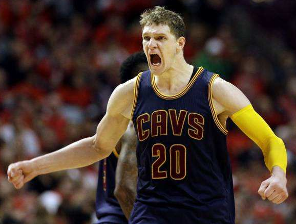 提莫菲·莫兹戈夫