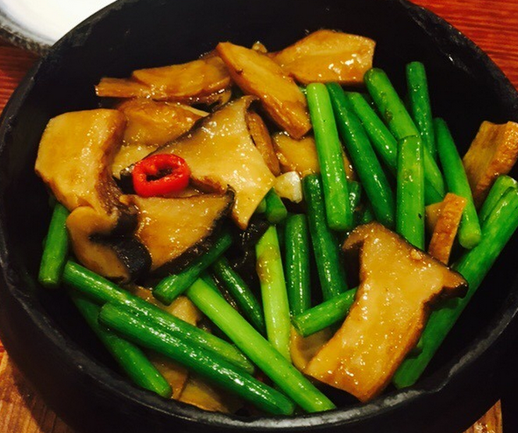 川味石锅杏鲍菇