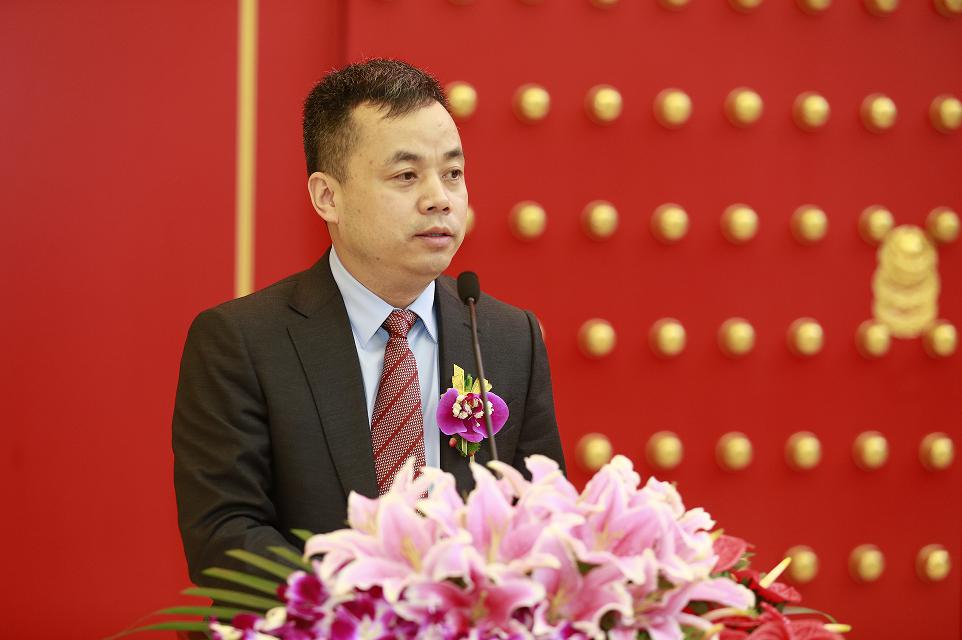 106m0m">杜宏,男,陕西 a target="_blank" href="/item/潼关/865963"