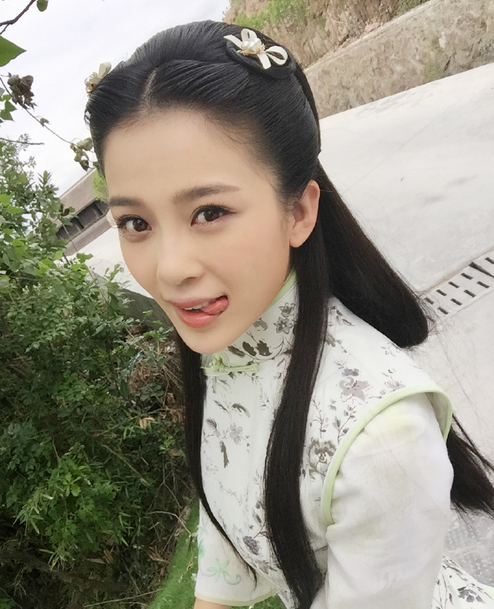  p>《忍冬艳蔷薇》是由王伟廷,王淑志执导, a target="_blank" href="