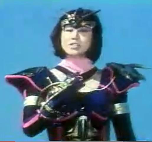 女,是日本特摄剧《 a target="_blank" href="/item/光战队覆面人