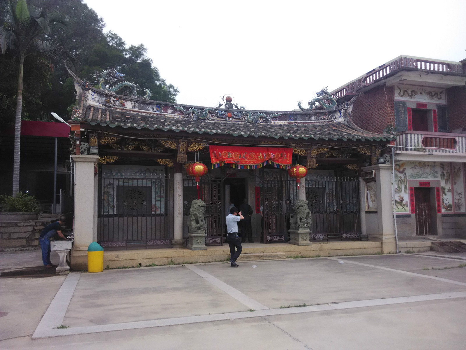 檺林庙,又称三王府),位于 a target="_blank" href="/item/洪濑镇