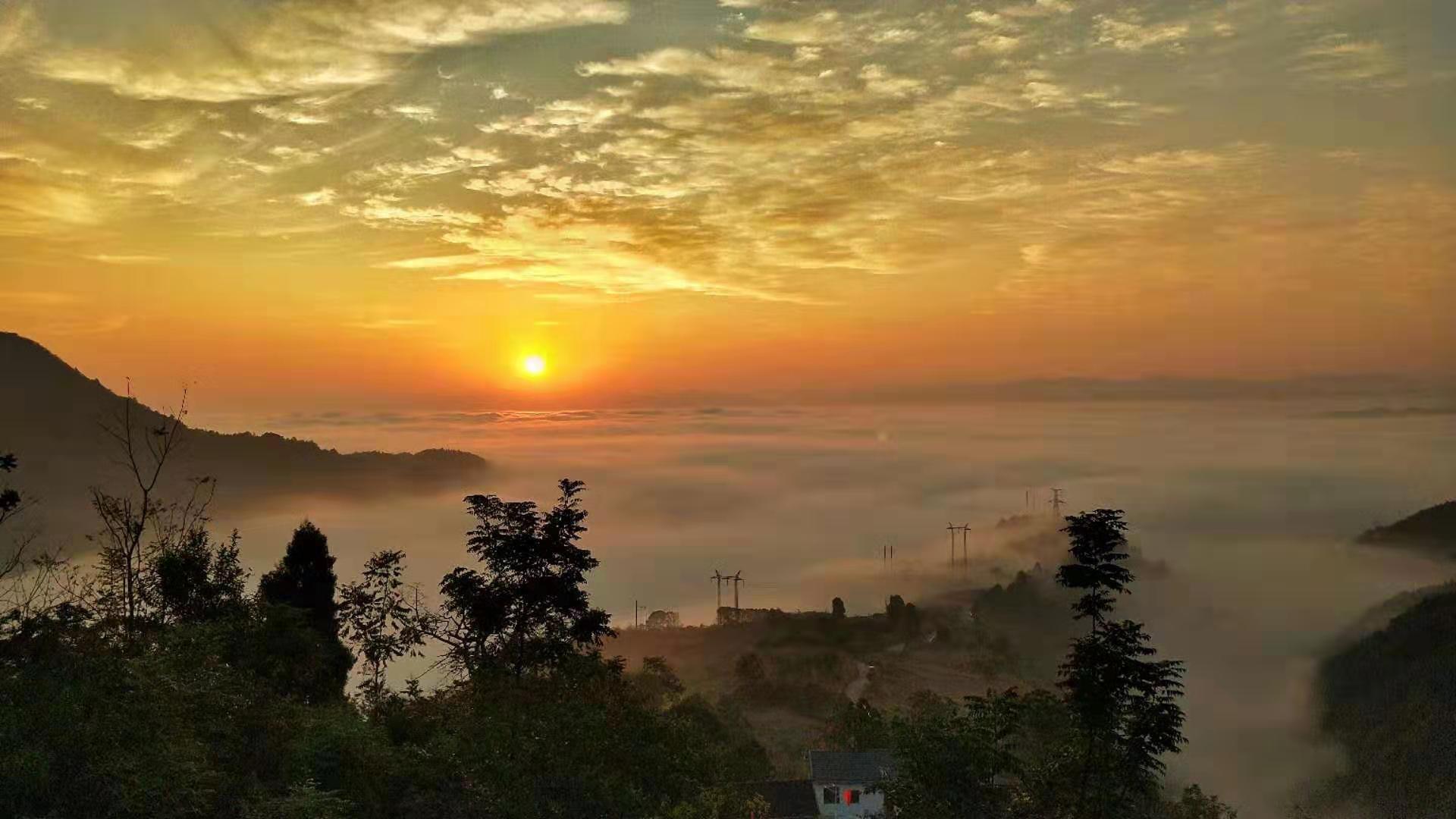 target="_blank" href="/item/泸溪县/31705" data-lemmaid="31705">