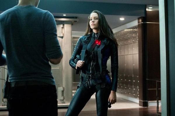 rodriguez) /i>,1987年7月29日出生于美国佛罗里达州迈阿密,演员