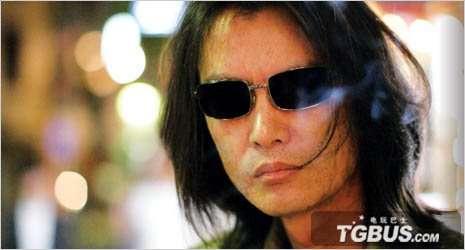  p>硫酸脸是指被网友们说的日本著名游戏制作人板垣伴信. /p>