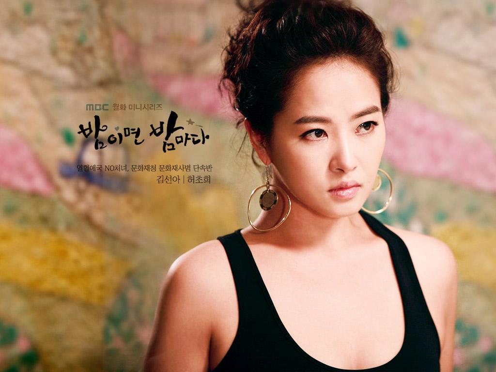  p>金善雅(正确中文译名为:金宣儿;英文:kim sun a;谚文:),韩国女演员