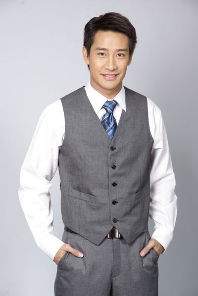 《无忧花开》,是由 a target="_blank" href="/item/纳瓦·君拉纳拉