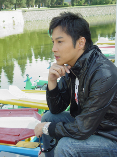  p>谭耀文(patrick tam),1969年3月19日生于中国香港,祖籍广东 a