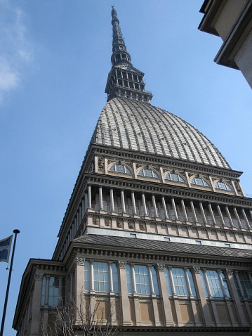  p>都灵市(città di torino,与都灵大都会città metropolitana di