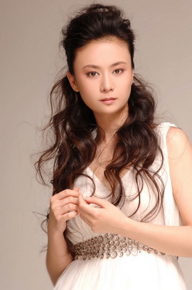 data-lemmaid="1308428">北京电视台 /a>担任节目主持人,先后任职于