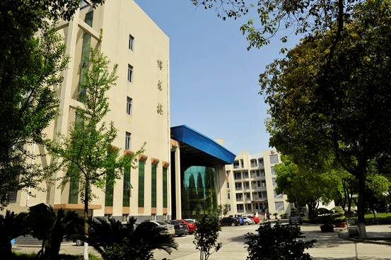 1 high school of dingcheng,changde),简称"鼎城一中",位于 a href="