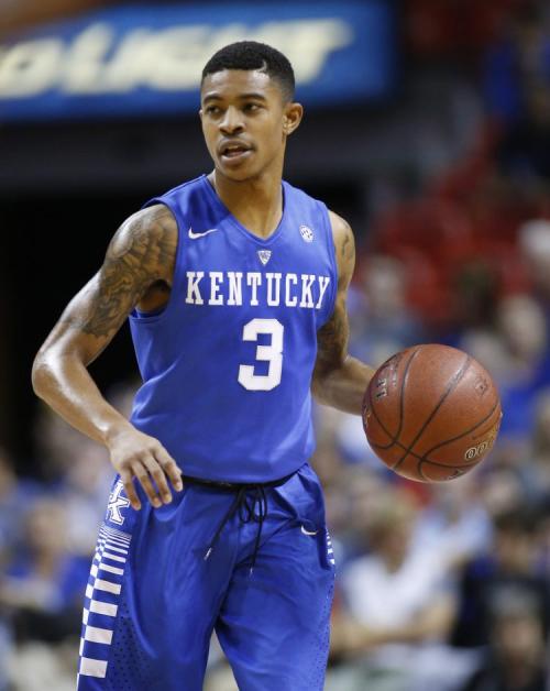  p>泰勒·尤利斯(tyler ulis),1996年1月5日出生于 a target="_blank"