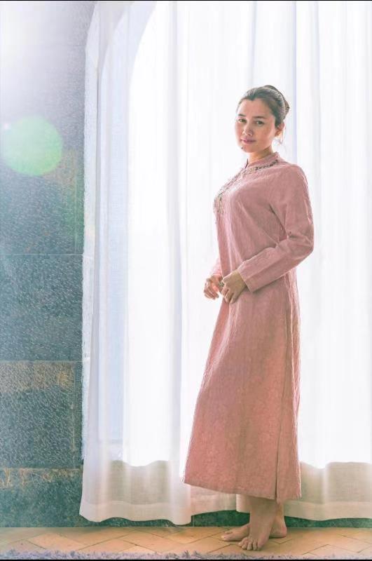 ">《一个人的外贸江湖》是2017年四季出版社出版的图书,作者是冉凌燕