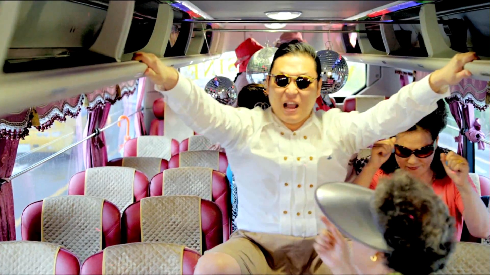  p>《江南style》(韩语:                )是韩国音乐人 a target="