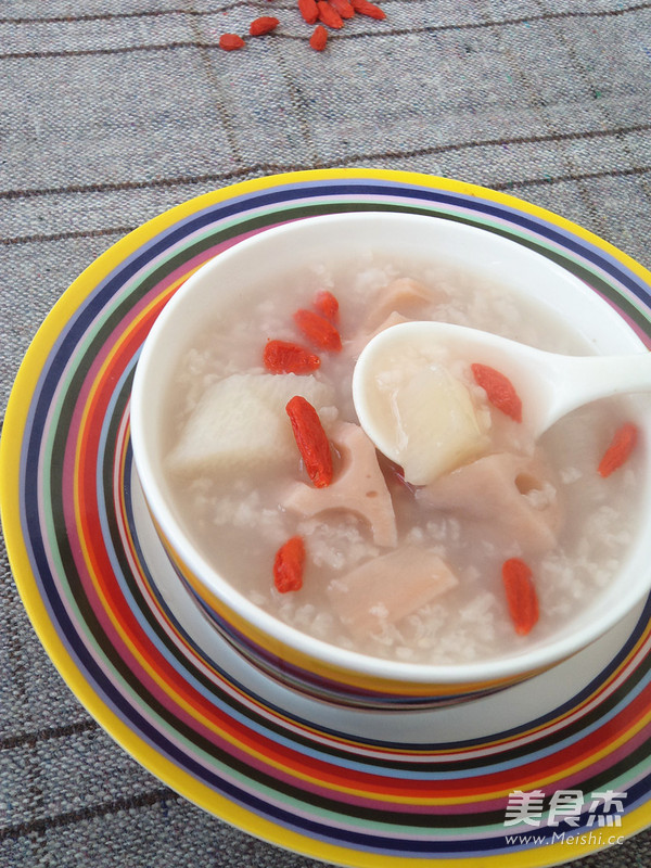 枸杞银杏莲藕粥