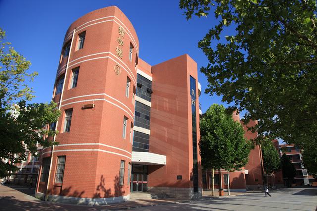 德州市第二中学