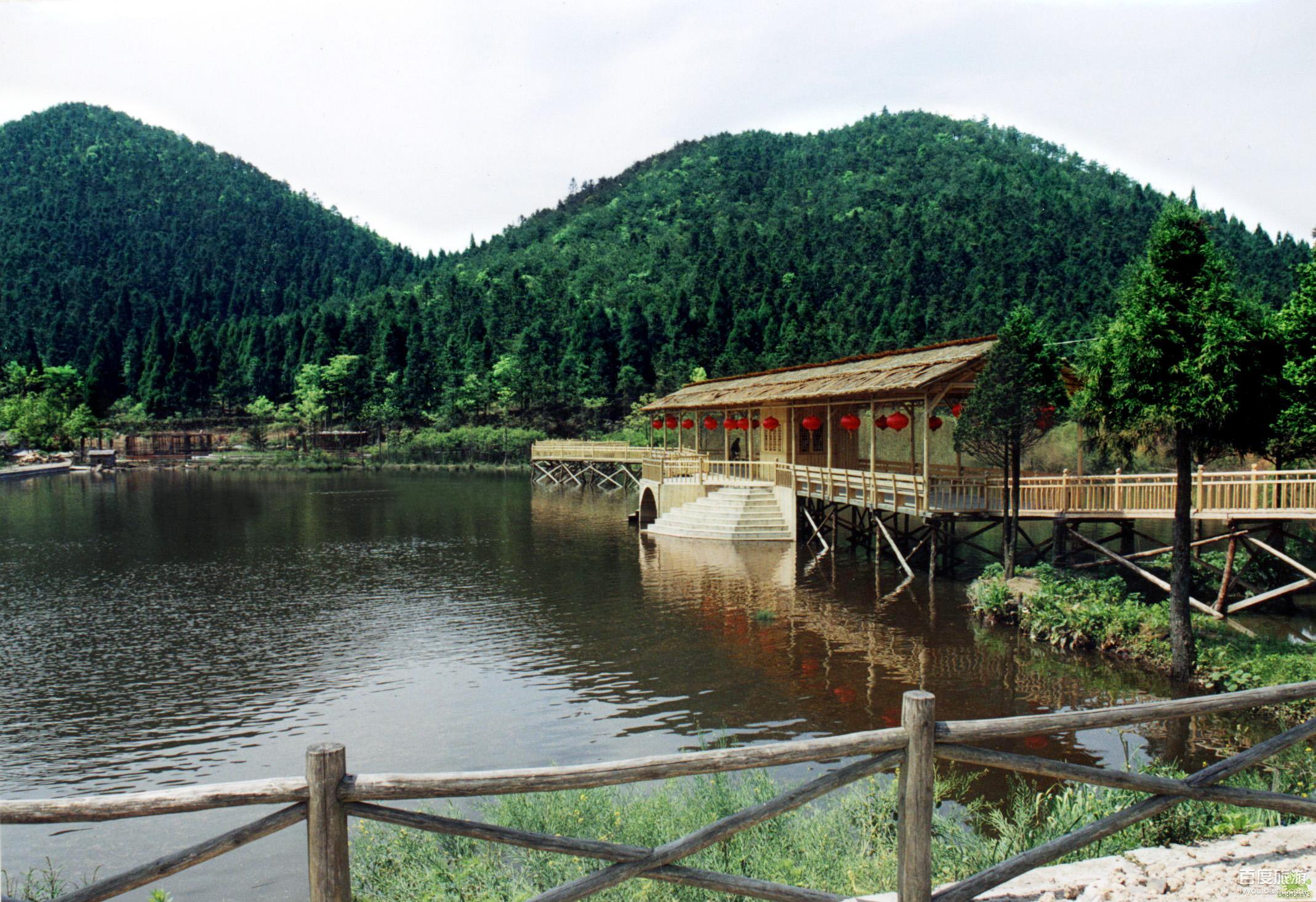 wwuph">白马山坐落于 a target="_blank" href="/item/遂昌县/930927"