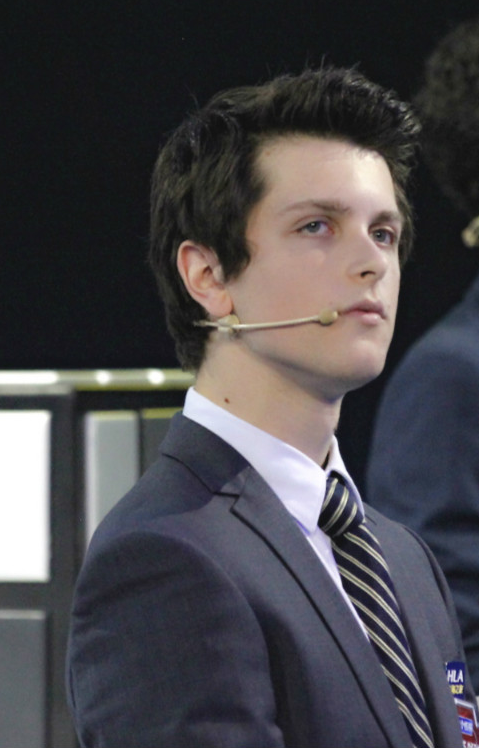  p>菲利克斯·曾姆丹格斯(feliks zemdegs),小名faz,又被称为菲神.