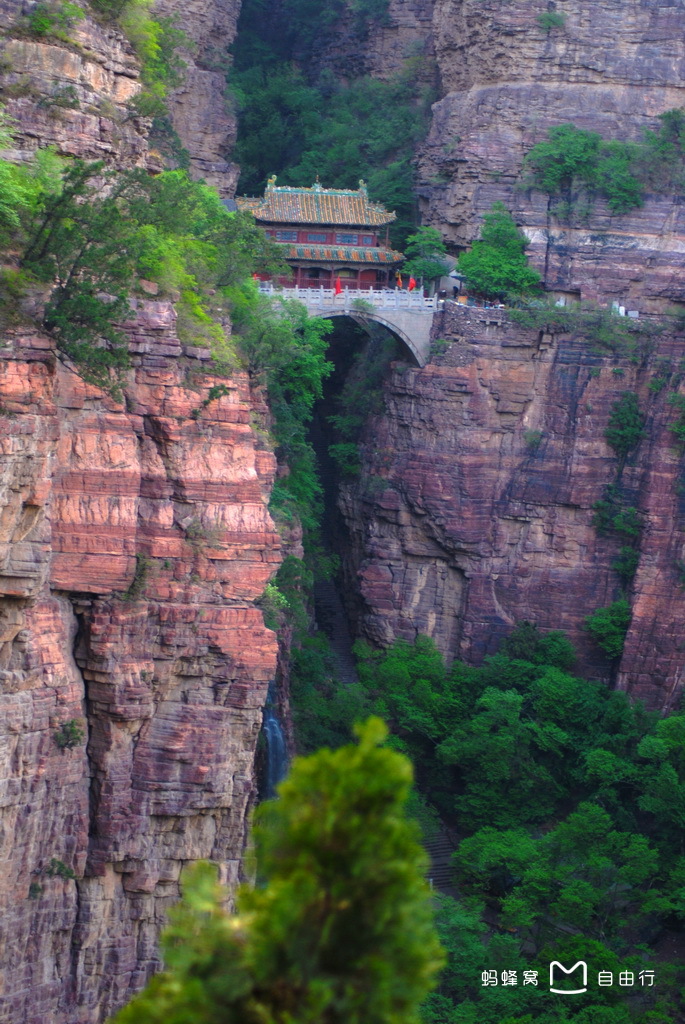 496406" data-lemmaid="496406">井陉县 /a>境内,为中国历史文化名山