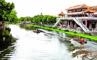  p>盐步街道位于广东省佛山市南海区东南部,东连广州市芳村区,西距