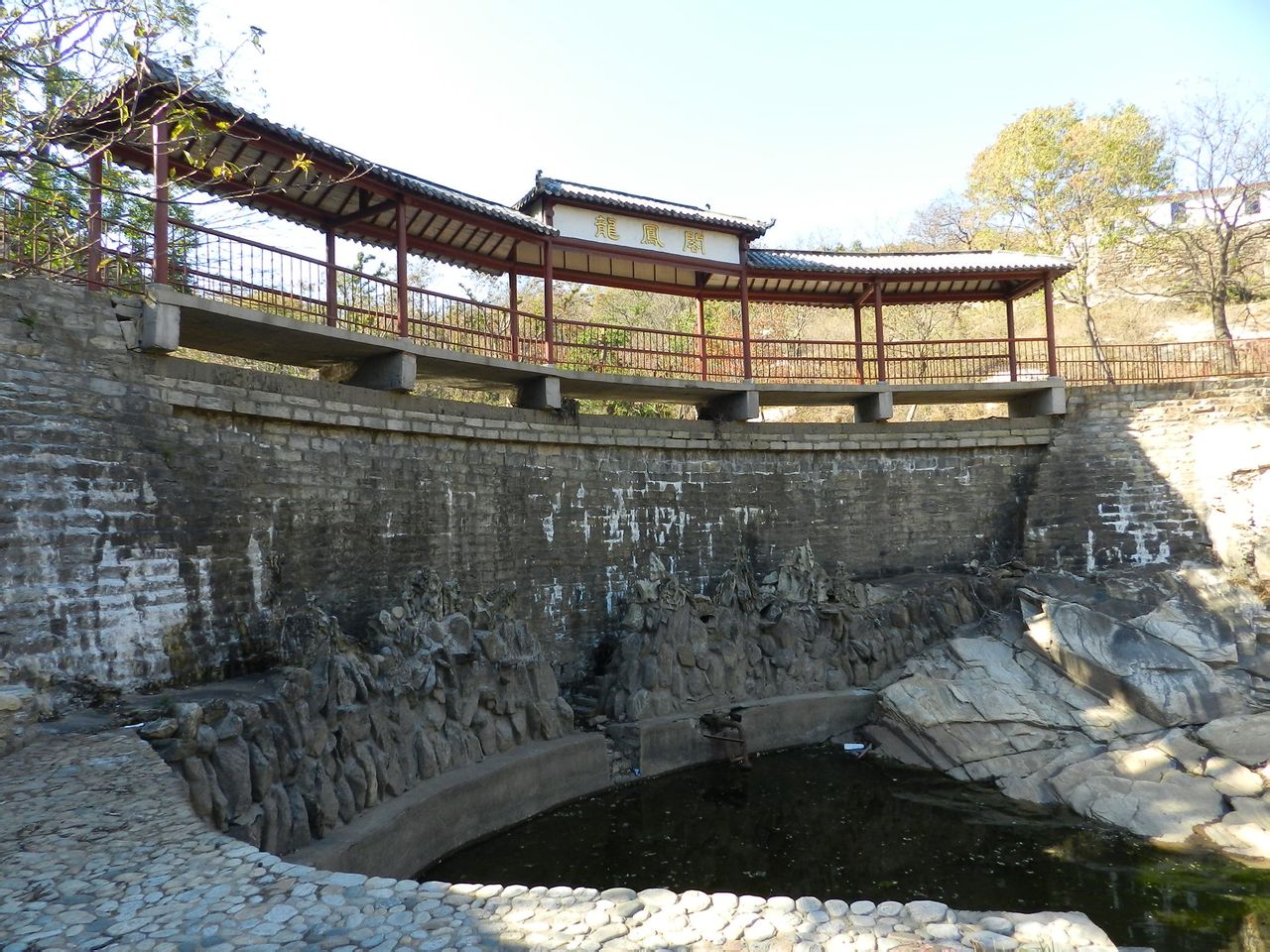  p data-id="gnfaca3mqm">高公岛黄窝风景区位于黄海之滨的连云港市