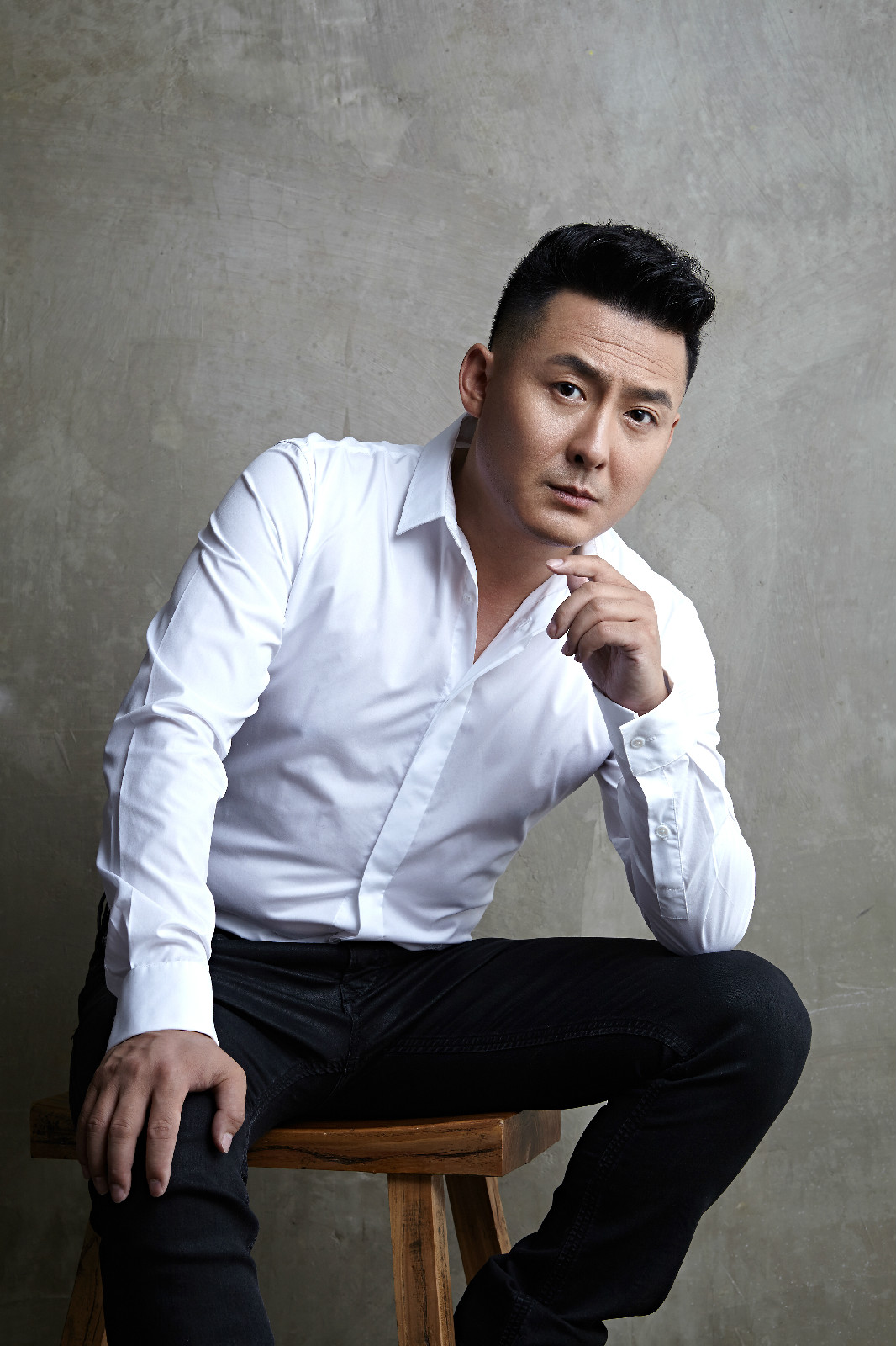  p>包胡尔查,蒙古族,著名 a target="_blank" href="/item/音乐人