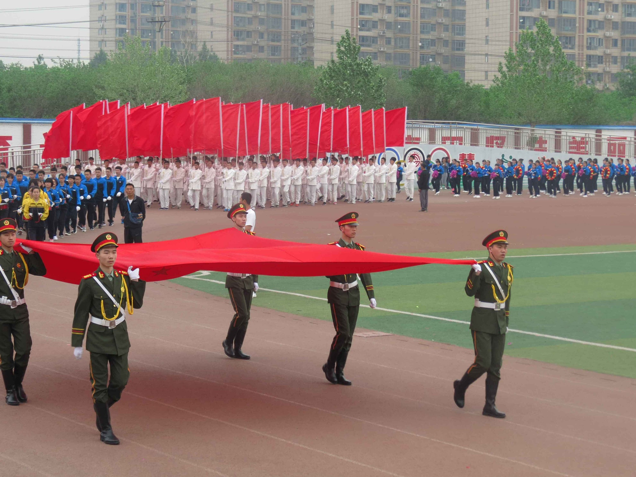 玉田一中国旗班