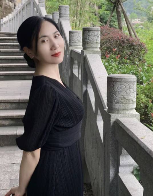 刘俊红（影视女演员）_百度百科