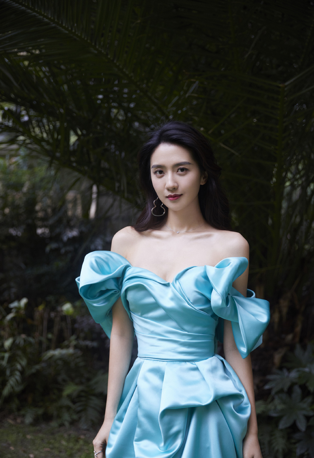  p>许龄月,1992年1月24日出生于云南省曲靖市,中国内地影视女演员.