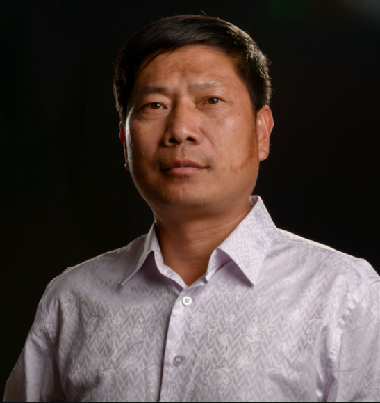 王建伟,男,河南省禹州市神垕镇人,生于