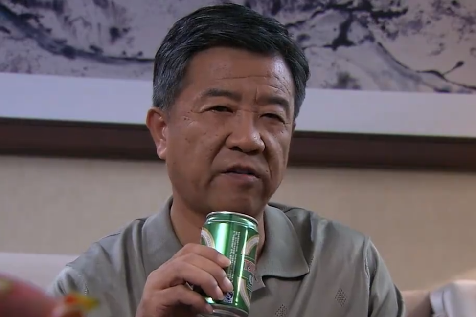  p data-id="tjrnxouhbhem">谢照厚,都市商战悬爱剧《盛夏晚晴天》中